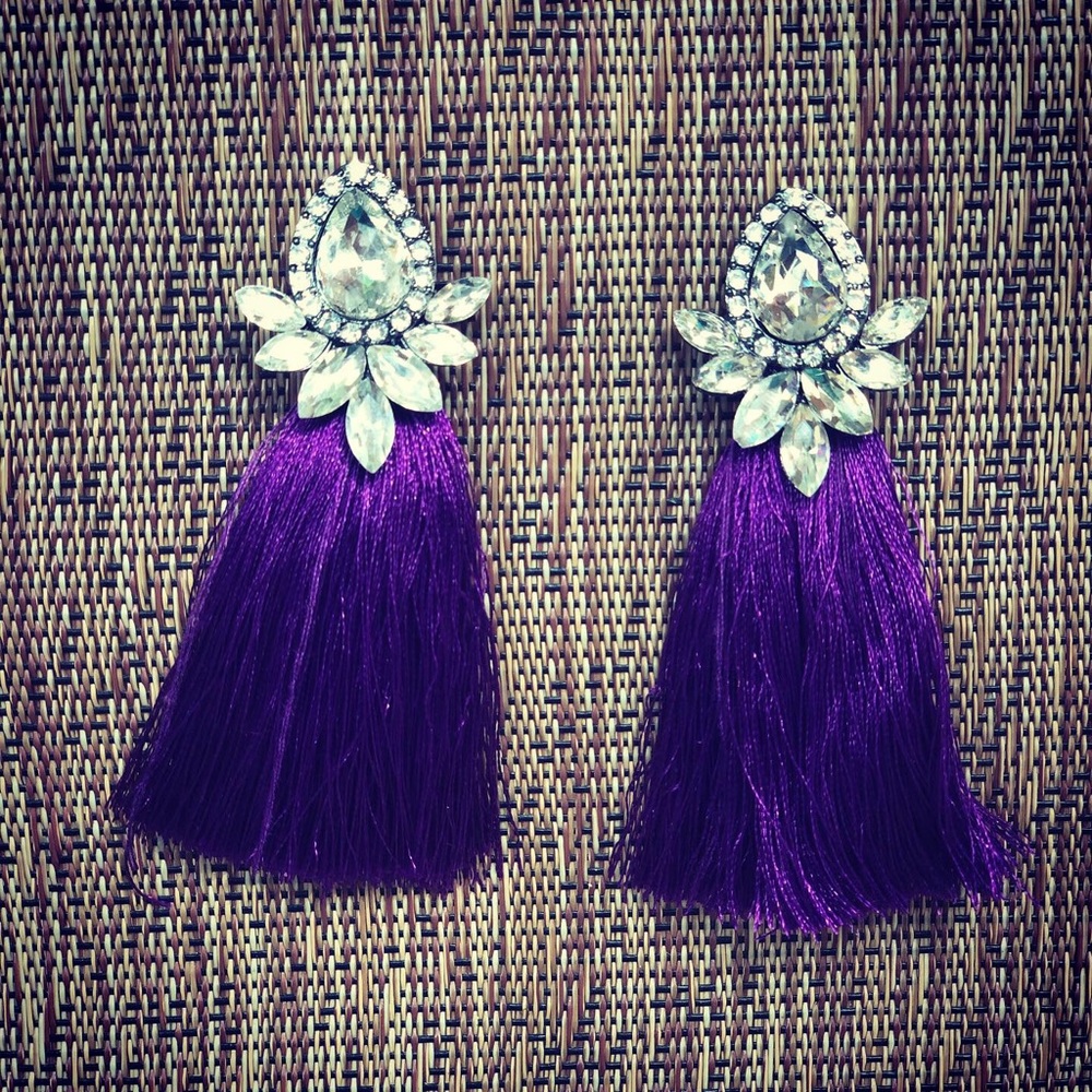 Rhinestone/tassel earrings